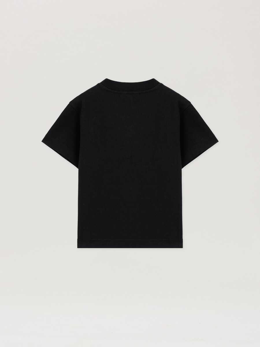 spray bear graphic t-shirt