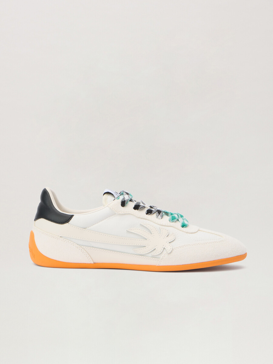 pa 5 sneakers
