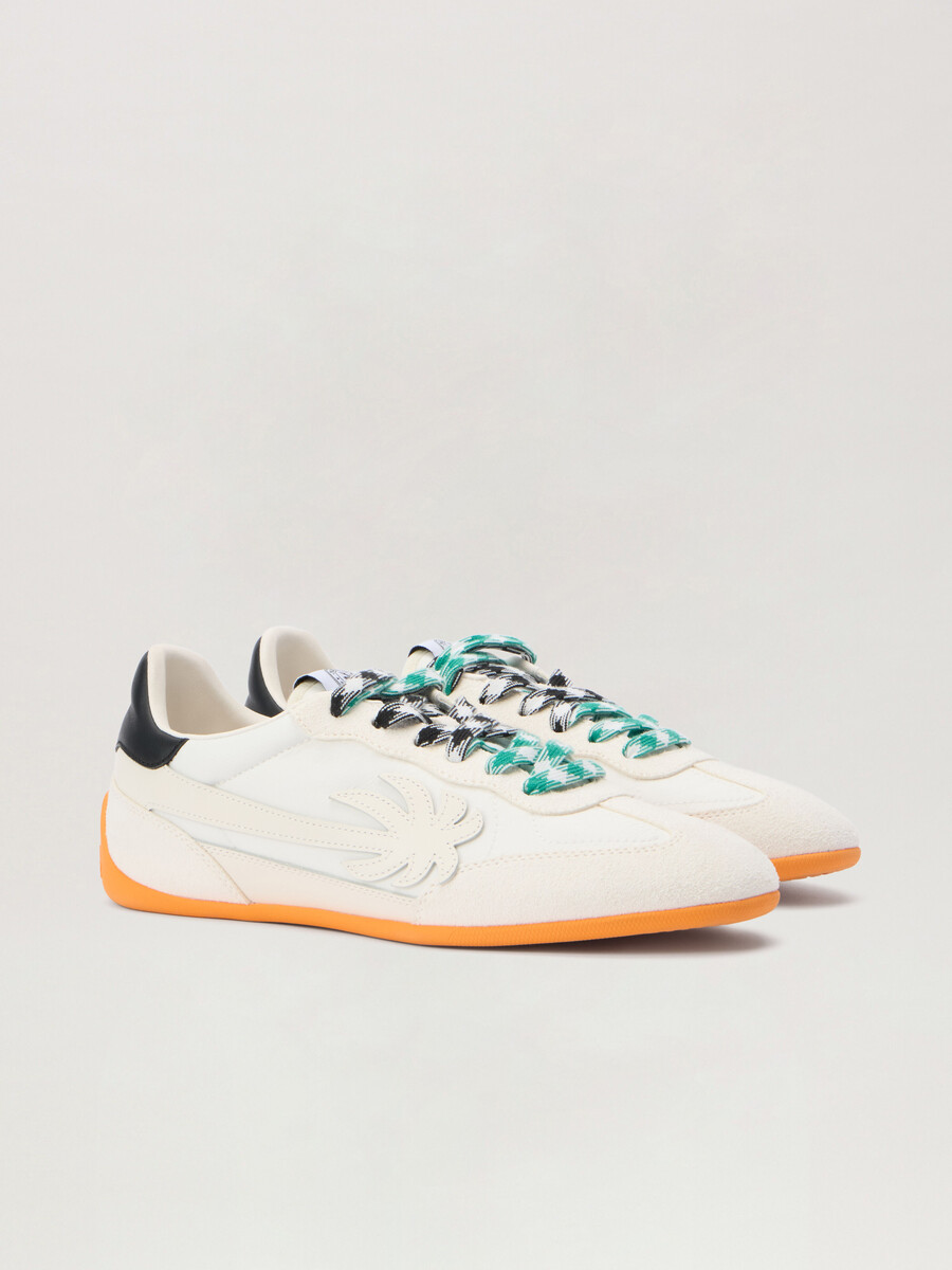 pa 5 sneakers
