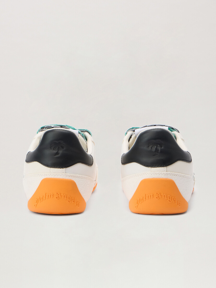 pa 5 sneakers