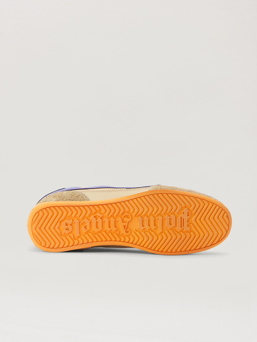 pa 5 sneakers