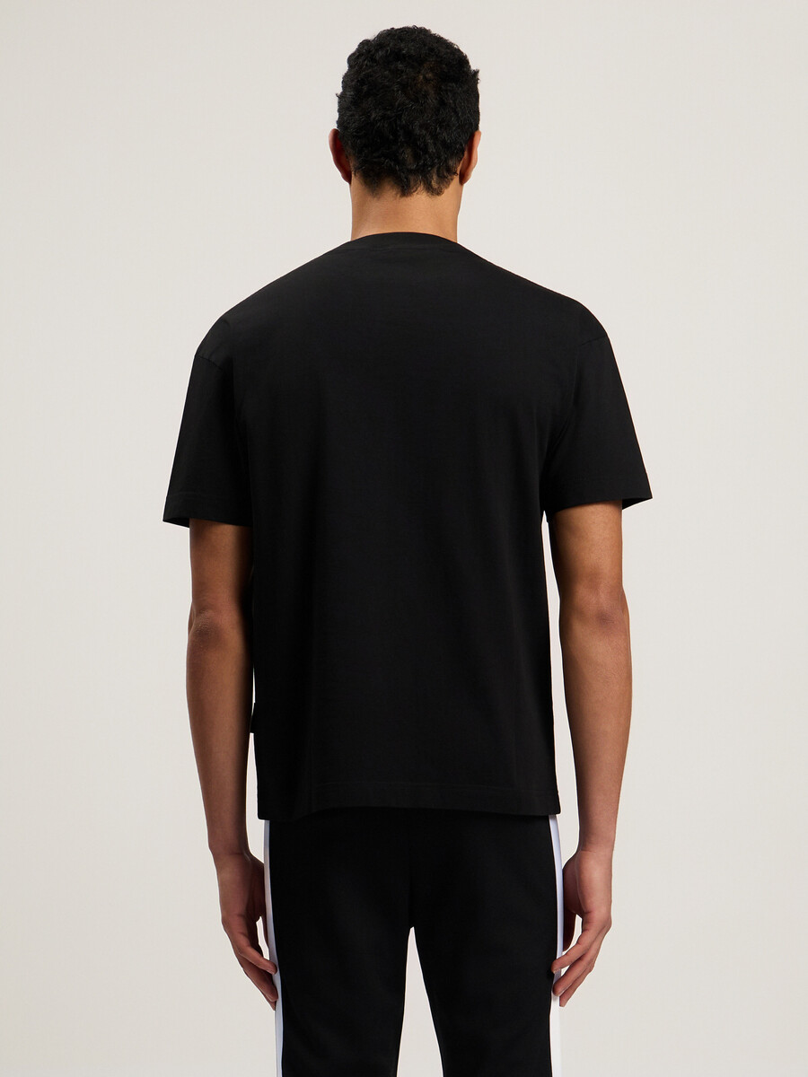 box logo t-shirt