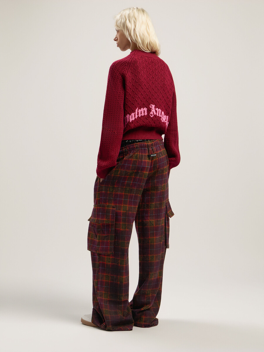 curved logo ribbed sweater